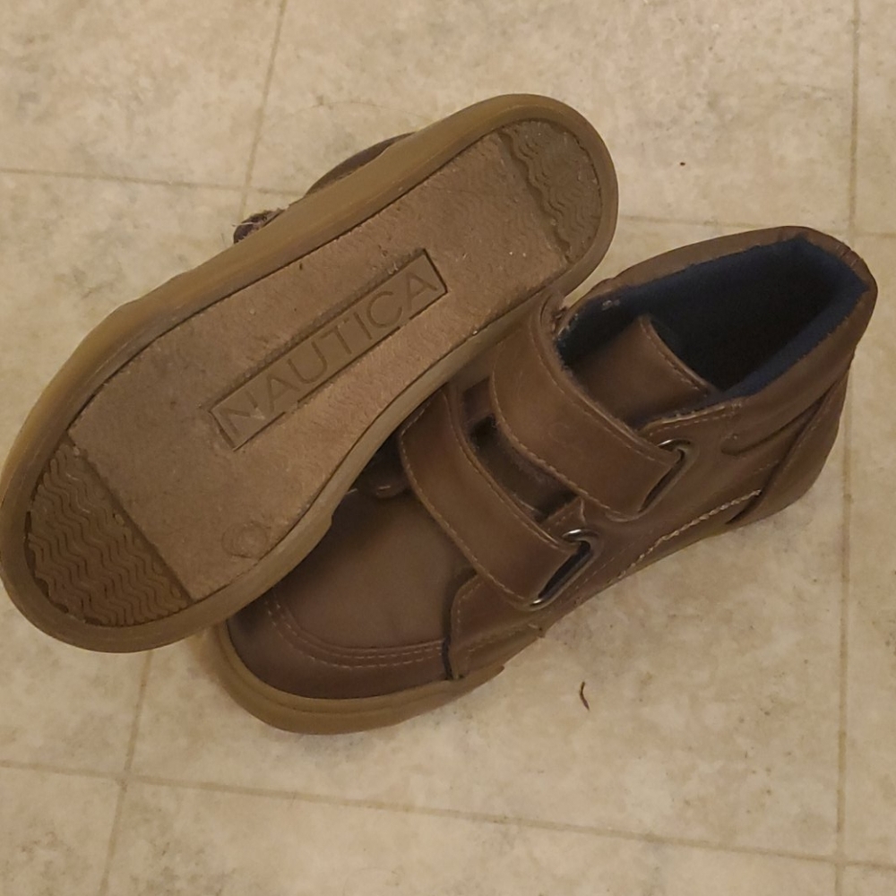 Boots - Picture 3 of 3